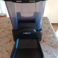 Dispenser crocchette per cani e gatti