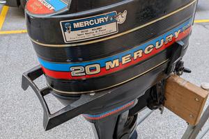 Fuoribordo Mercury 20cv