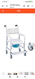 sedia a rotelle con vaso wc.