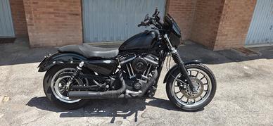 Harley Davidson Sportster 883R 
