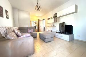 4 LOCALI A CASALNUOVO DI NAPOLI