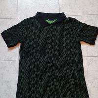 polo nera con taglietti verdi di zara