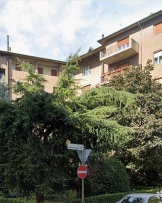 Appartamento di 140 m² con 4 locali e box auto a B