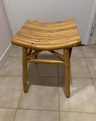 Sgabello in bamboo Ovvio
