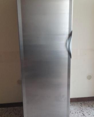 CONGELATORE VERTICALE SMEG