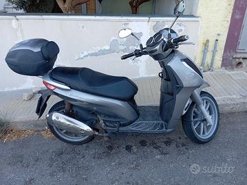 Piaggio carnaby 300 gt