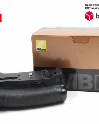 Battery Grip MB-D18