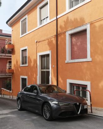 Due camer e matrimoniali ampie singole
