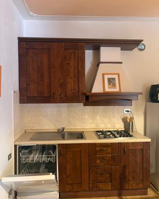 Cucinotto con elettrodomestici