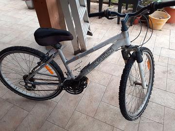 BICICLETTA mountain bike Decathlon Rockrider
