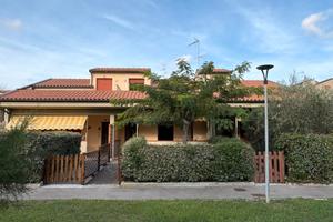 M127- Villetta a schiera - giardino - posto auto