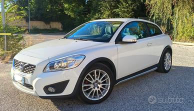 splendida Volvo c30 turbo diesel 