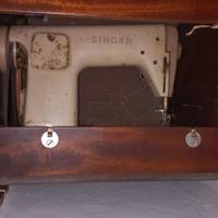 Macchina da cucire Singer 227