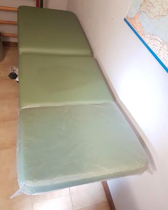 Lettino da ambulatorio medico