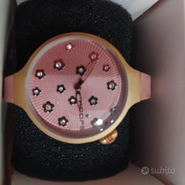 Orologio rosa antico