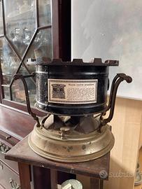 Fornello a petrolio d'epoca 