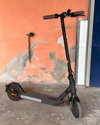 Xiaomi Mi Electric Scooter 1S