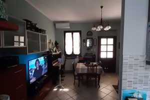 casa semi indipendente 