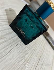 Profumo versace uomo