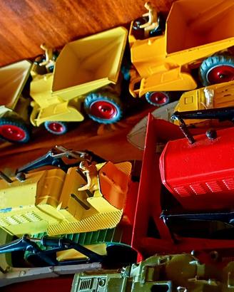 Grande collezione Dinky Toys originali – auto, mez