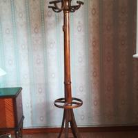 Attaccapanni a colonna in noce anni 50