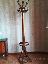 Attaccapanni a colonna in noce anni 50