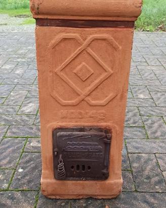 Stufa a legna in terracotta