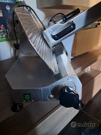 affettatrice professionale 