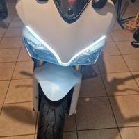 Ducati Supersport S bianca