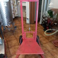 Carrello per damigiane