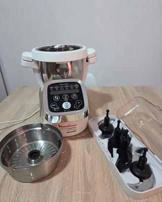 Moulinex companion robot