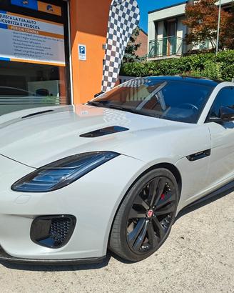 Jaguar F-Type R-DYNAMIC