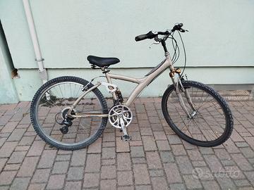  bicicletta MTB 