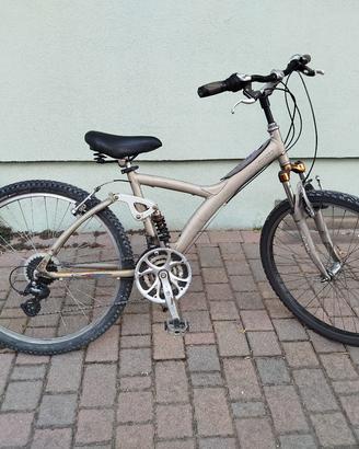  bicicletta MTB 