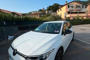 Volkswagen Golf VIII 1.5 TSI 130cv EVO LIFE
