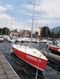 Barca a Vela Jeanneau 24