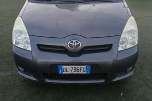 Toyota corolla verso 