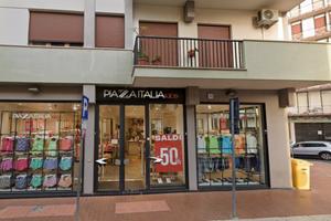 Locale commerciale 4 vetrine ad alta visibilità