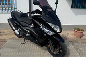 Yamaha T Max