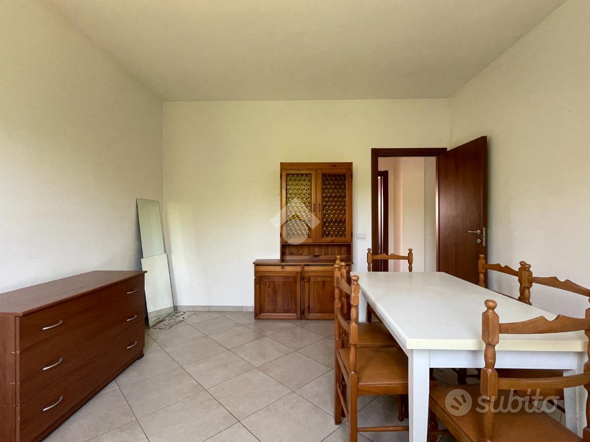 3 LOCALI A CANELLI - Vista 6