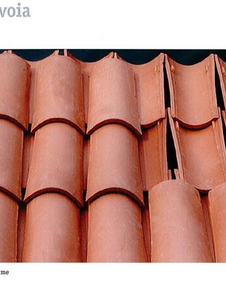 TEGOLA COPPO IN COTTO ROSSO
