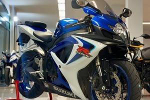 Suzuki GSX R 600 FINANZIABILE E TAGLIANDATA