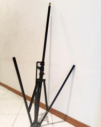 c-stand treppiede ikan 3 levels