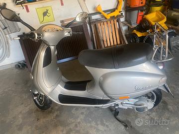 Piaggio Vespa 150 ET4 - 2002