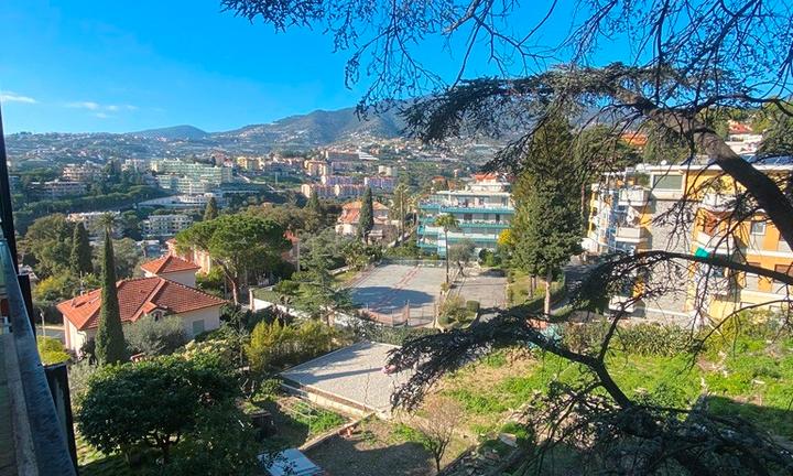 Trilocale in zona Corso degli Inglesi