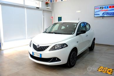 Lancia Ypsilon HYBRID 70cv GOLD 5° POSTO