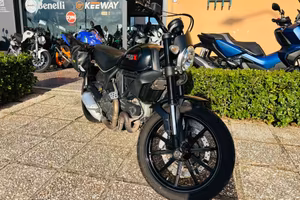 DUCATI Scrambler 800 PASSAGGIO INCLUSO