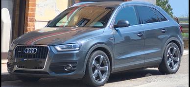 Audi q3 Sline quattro stronic 