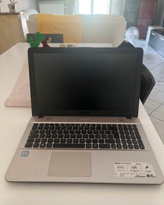 Asus R541u