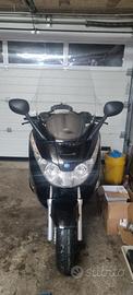 Piaggio x8 200cc